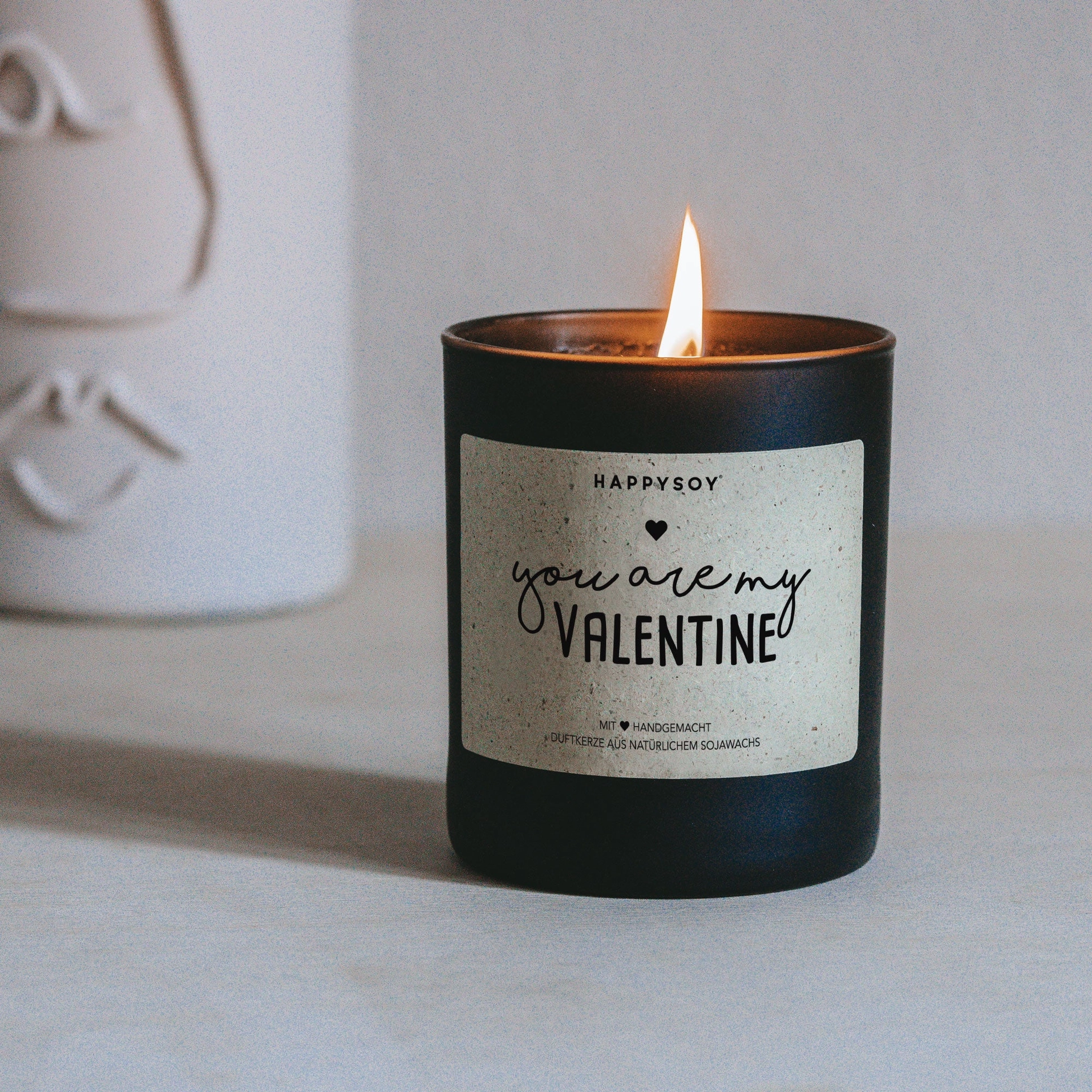 Candela Profumata “You are my Valentine” – Cera di Soia 220 g, Fragranza Miaflora con Giglio Iris Gelsomino, Idea Regalo San Valentino - immagine 6